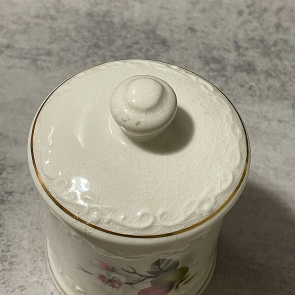 Vintage Aviemore Pottery Scotland 3.5" Floral Covered Jam Preserve Trinket Jar - Picture 4 of 9